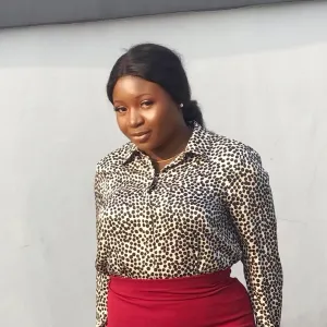 Victoria - Graphic design tutor - Lekki