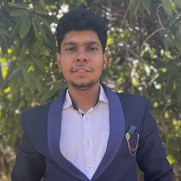 I'm a physics educator with simple fundamental concept to high level of physics and maths problems. I teach science and maths for secondary and higher secondary standards. I have a skill that teach di