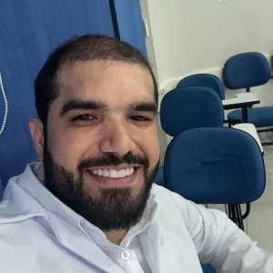 Luiz - Prof de odontologia - 