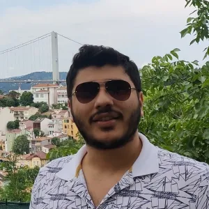 Mert - Tarih öğretmeni - 