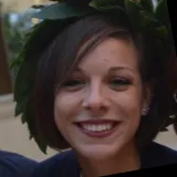 Giulia - Insegnante di chimica - Genova