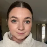 Ellie - Prof d'anglais - Pressac