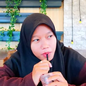 Dila - Guru mengaji - Surabaya