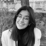 Kubra - Prof de maths - Nice