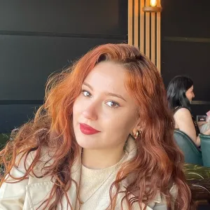 Merve - Türkçe öğretmeni - 