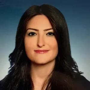 Özge - Türkçe öğretmeni - İstanbul