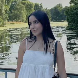 Victoria - Spanish tutor - Montreal