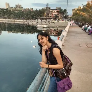 Surabhi - Yoga tutor - Toronto