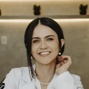 Thais - Prof de fisioterapia - Uberlândia