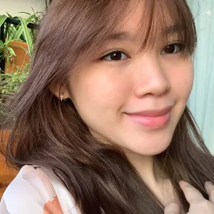 Tran Thuy - Vietnamese tutor - East Melbourne
