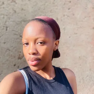 Phakamile Faith - English tutor - Tembisa