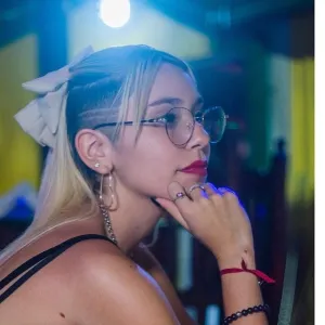 Maria - profesor de canto - Corrientes