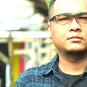 Asep - Guru desain perhiasan - 