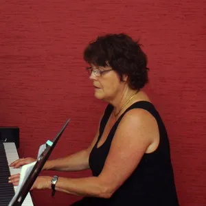 Brigitte - Prof de piano - Lunéville