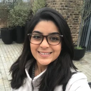 Noureen - Economics tutor - London