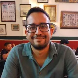 Carlos Daniel - Profesor de historia y geografía - Guadalajara