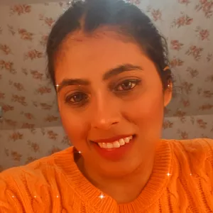 Aashvi - Physics tutor - Brampton