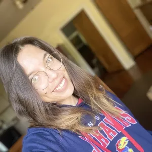 Mariana - Prof de inglês - Ladário