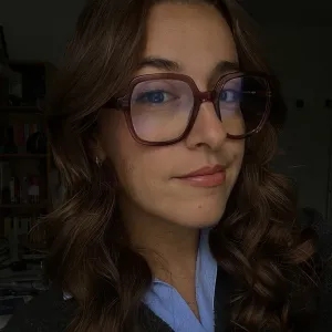 Laura - Prof d'aide aux devoirs - Saint-Denis