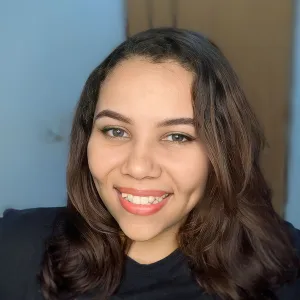 Sara - Professor de português (brasil) - São Paulo