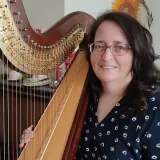 Carolina - Insegnante di strumenti a corde - L'Aquila
