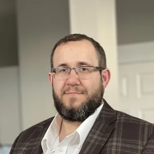 Thomas - ESOL teacher - St. Louis