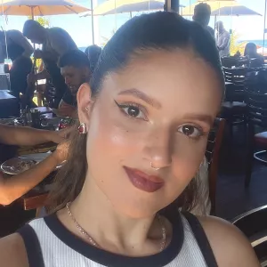 Ingridy - Prof de inglês - Campos dos Goytacazes