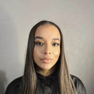 Carine - Prof d'aide aux devoirs - Neuilly-sur-Seine