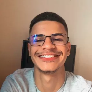 Samuel - Professor de informática - Teófilo Otoni