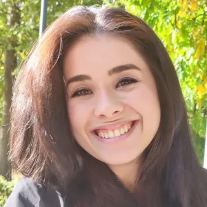 Julia - angol nyelv magántanár - Budapest