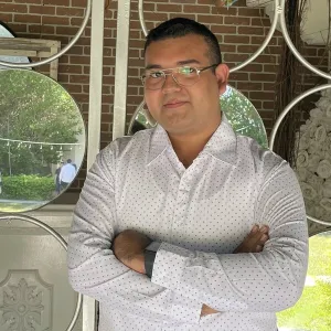 Gabriel - Profesor de contabilidad - Los Mochis