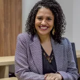 Lidiane - Prof de gestão e administrção de empresas - 