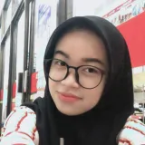 Yesi - Guru bahasa inggris - Lamongan