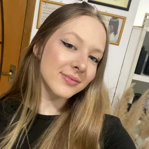 Clara - Professor de inglês - Porto União