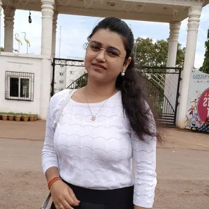 Riya Kumari - Biology teacher - Patna