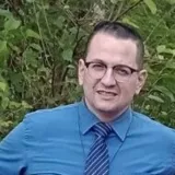 Giovane - Professor de português - São José dos Pinhais
