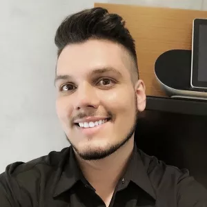Crystian - Prof de farmacologia - Curitiba