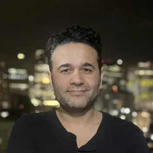 Mehmet - Prof de turco - Santo Amaro