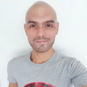 Oliver - prof de Inglés - Lima