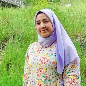 Büşra - Genel kültür öğretmeni - 