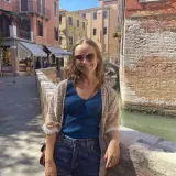 Louise - Prof d'histoire - Ottignies-Louvain-la-Neuve