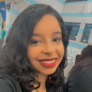 Livia - Prof de inglês - Renascer