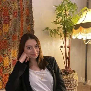 Beyza - Resim öğretmeni - Ankara