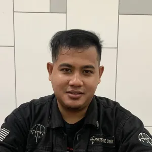 Ujang - Guru mengaji - Jakarta Barat