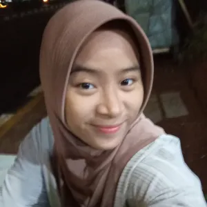 Erna - Guru mengaji - Kecamatan Mauk
