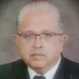 Carlos - Profe de química - Cartago