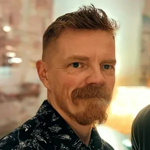 Simo - Opettaja kuvataide - Turku
