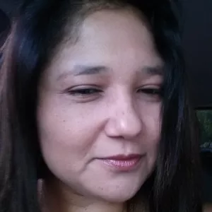 Ana - Professor de administração - Recife