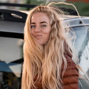 Manon - Leraar Engels - Kerkenveld