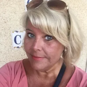 Camilla - Svensklärare - Norrköping